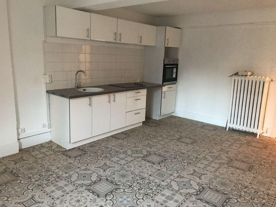 
                                                Location
                                                 Appartement quartier pieton