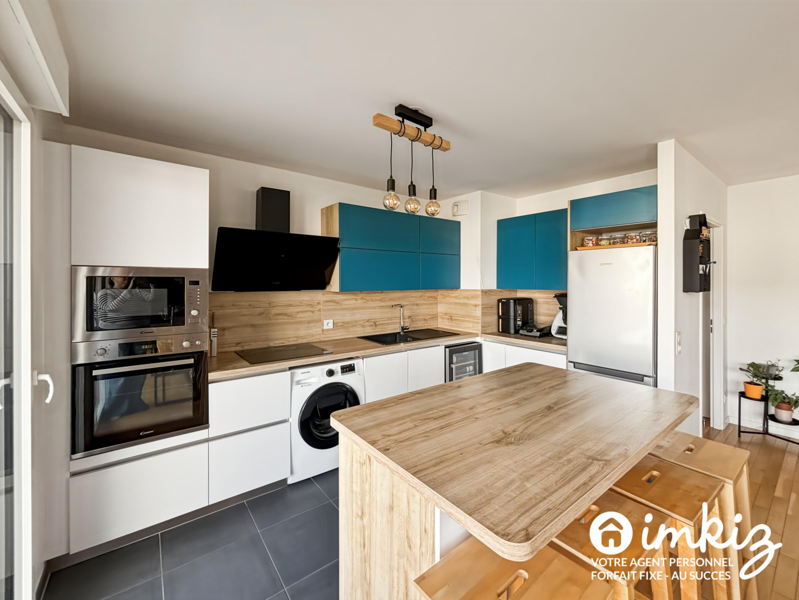 
                                                Vente
                                                 Appartement  récent 4 pièces 95 m²