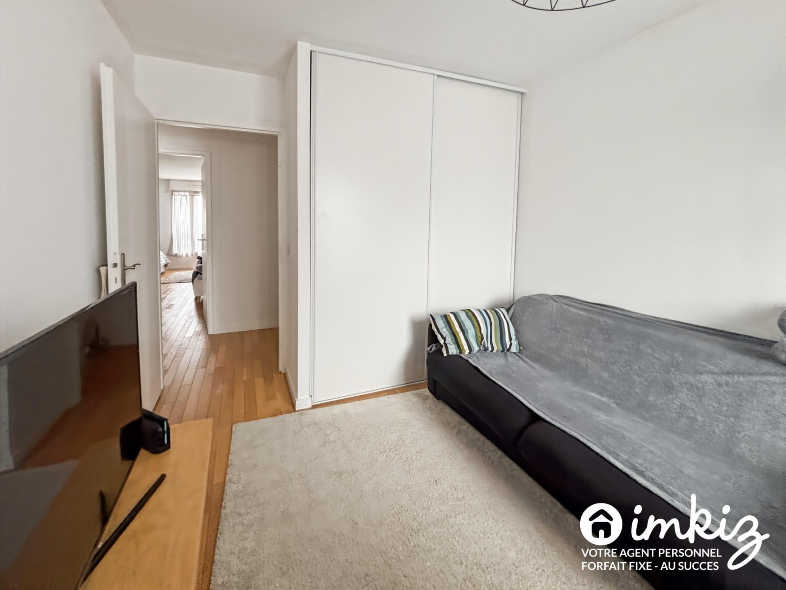 
                                                Vente
                                                 Appartement  récent 4 pièces 95 m²