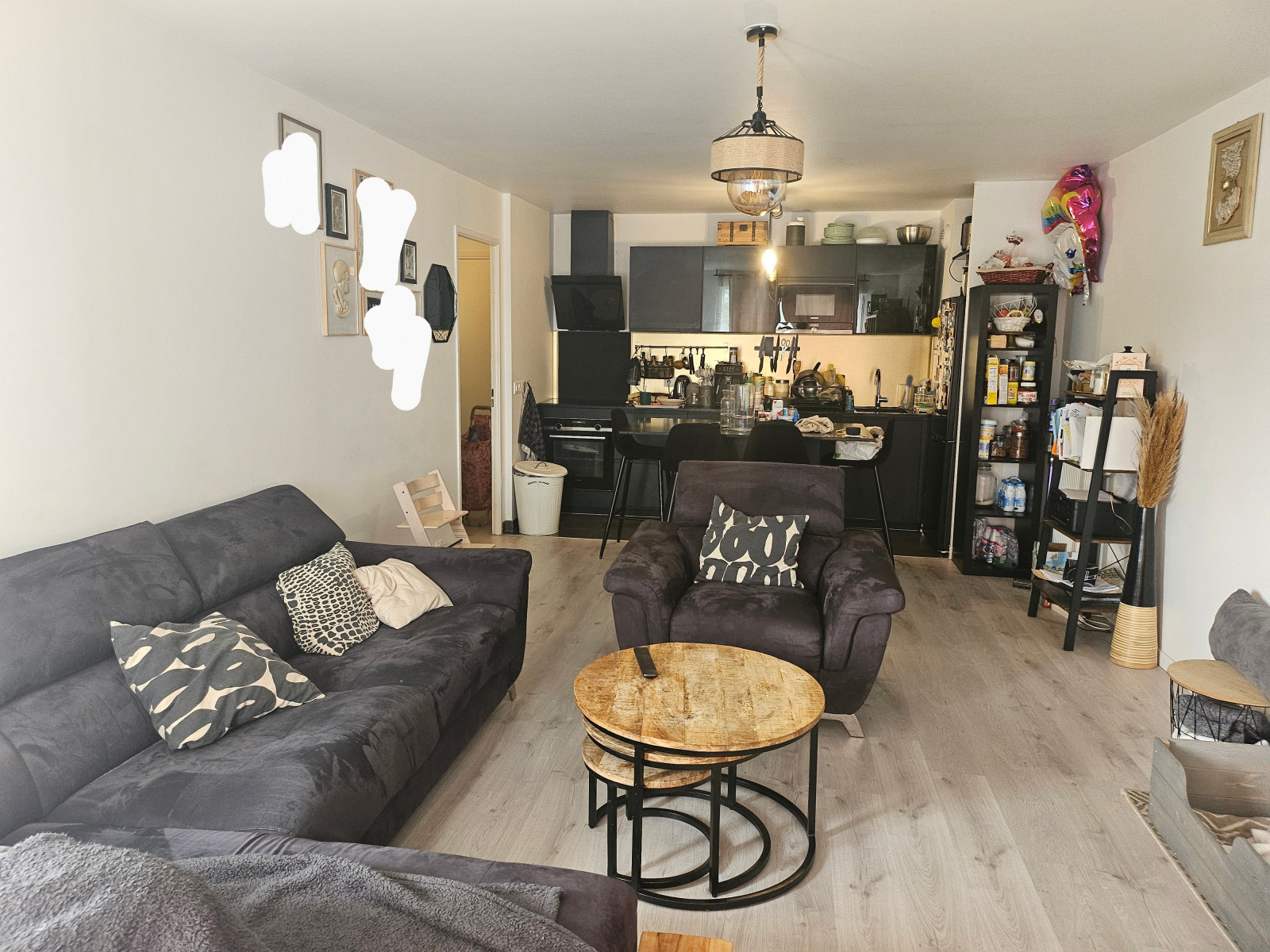 
                                                Location
                                                 Appartement récent dans résidence sécurisée et bien situé (loyer tout inclus)