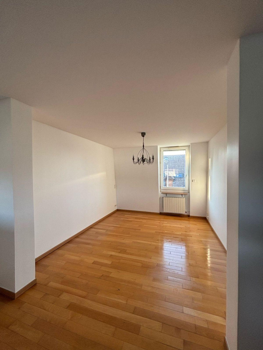 
                                                Location
                                                 Appartement Reims T2