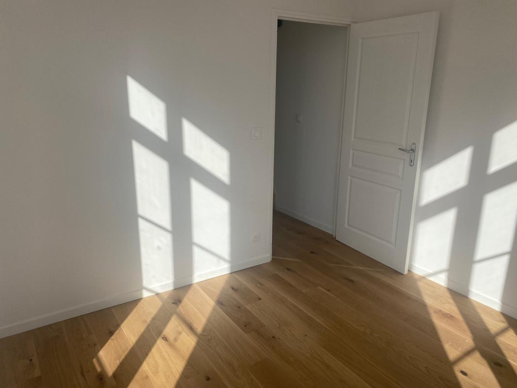 
                                                Location
                                                 Appartement rénové