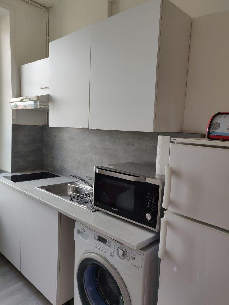 
                                                Location
                                                 Appartement rénové