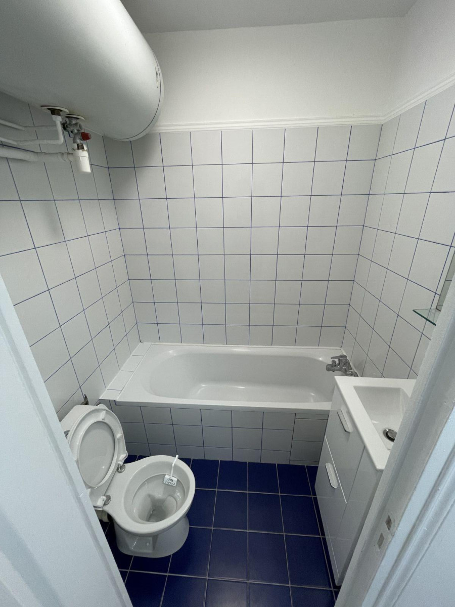 
                                                Location
                                                 Appartement rénové aux portes de Paris