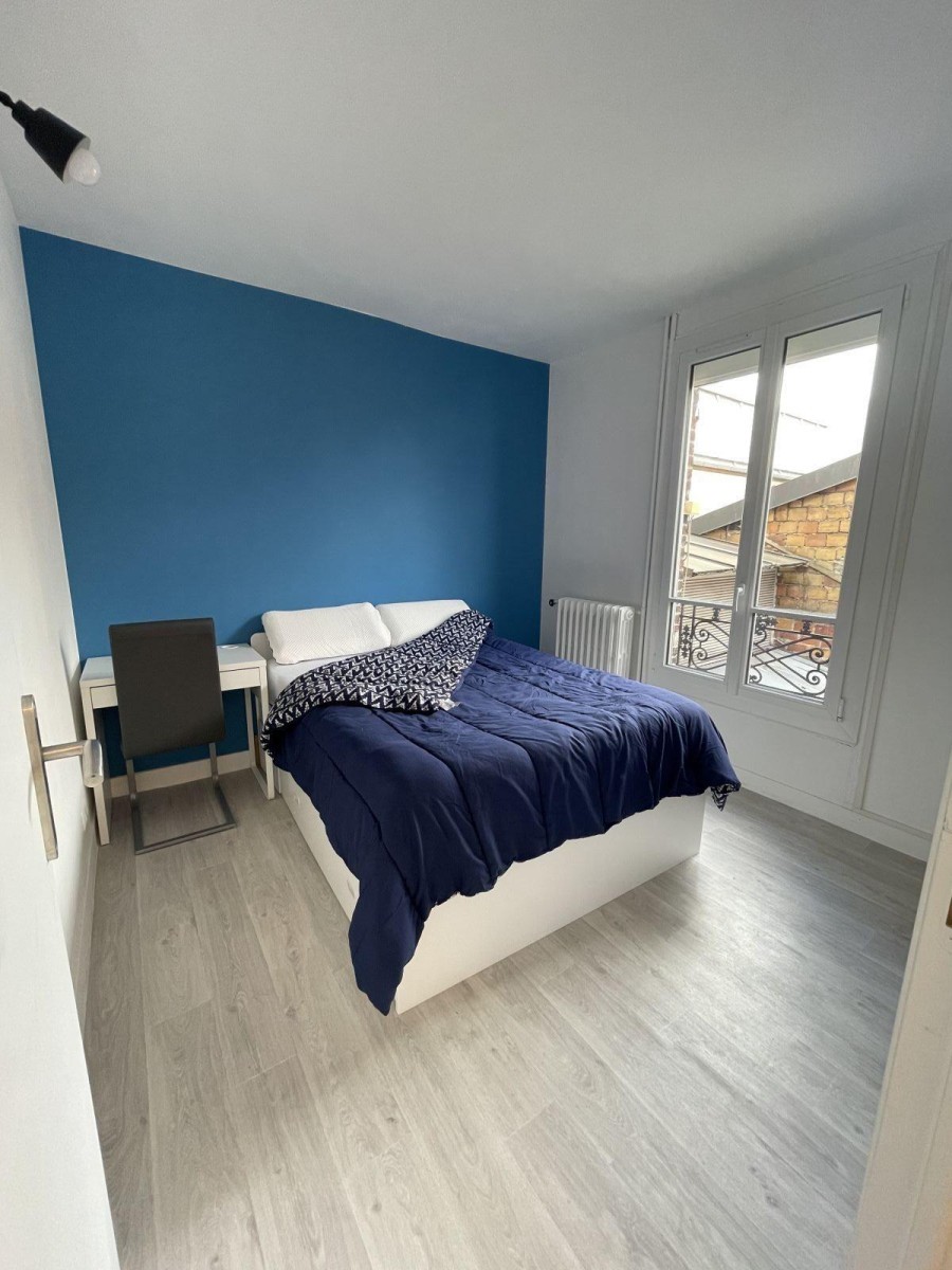 
                                                Location
                                                 Appartement rénové aux portes de Paris