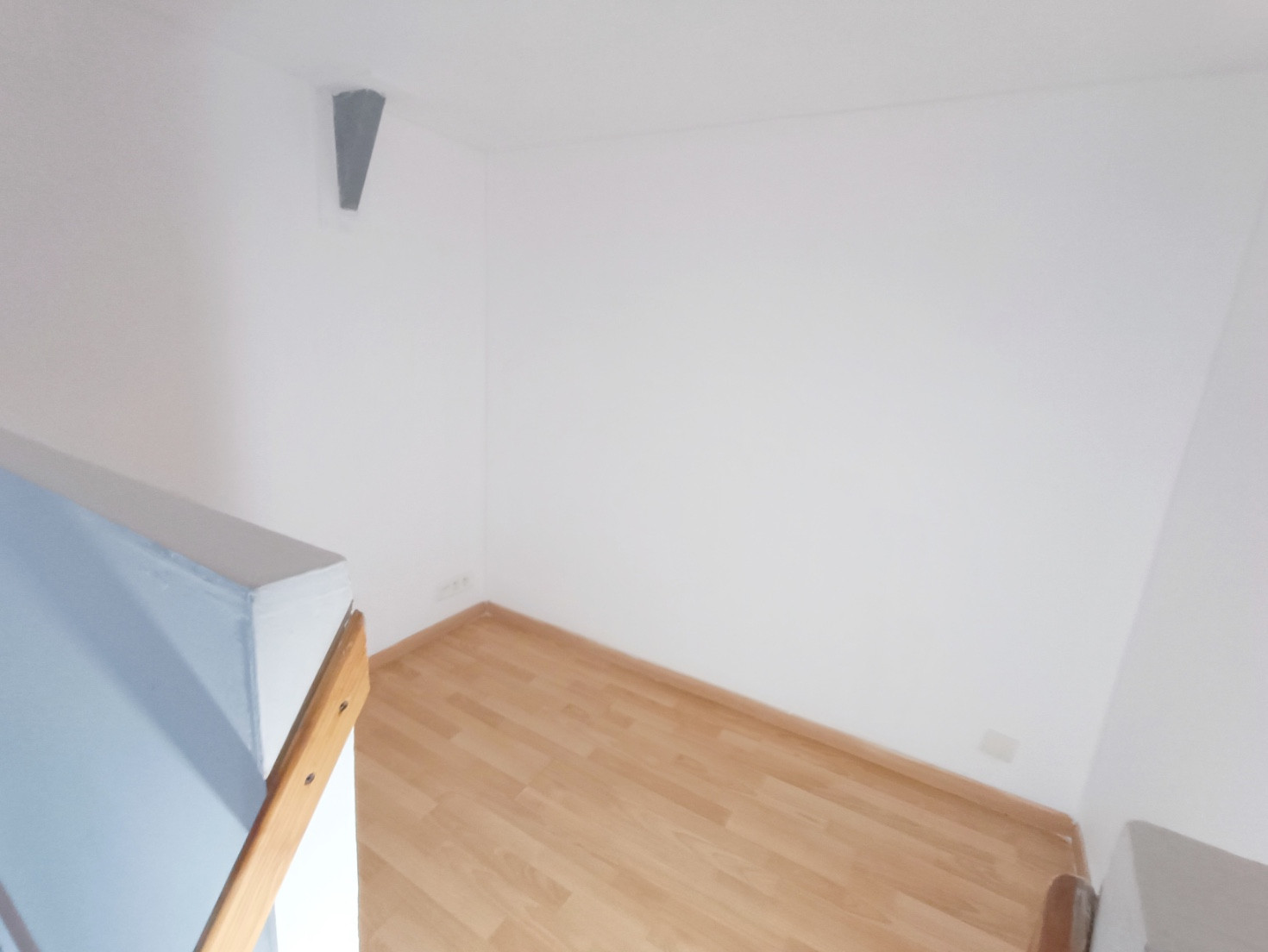 
                                                Location
                                                 Appartement rénové, Cambrai