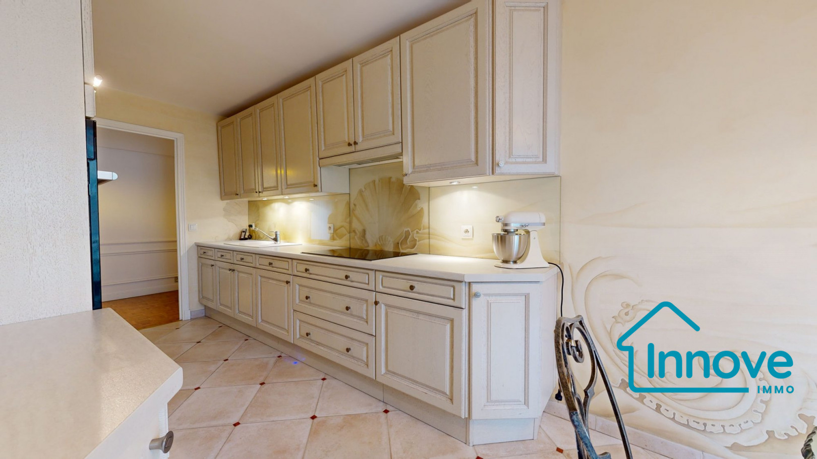 
                                                Vente
                                                 Appartement rénové résidence de standing - Versailles Montreu