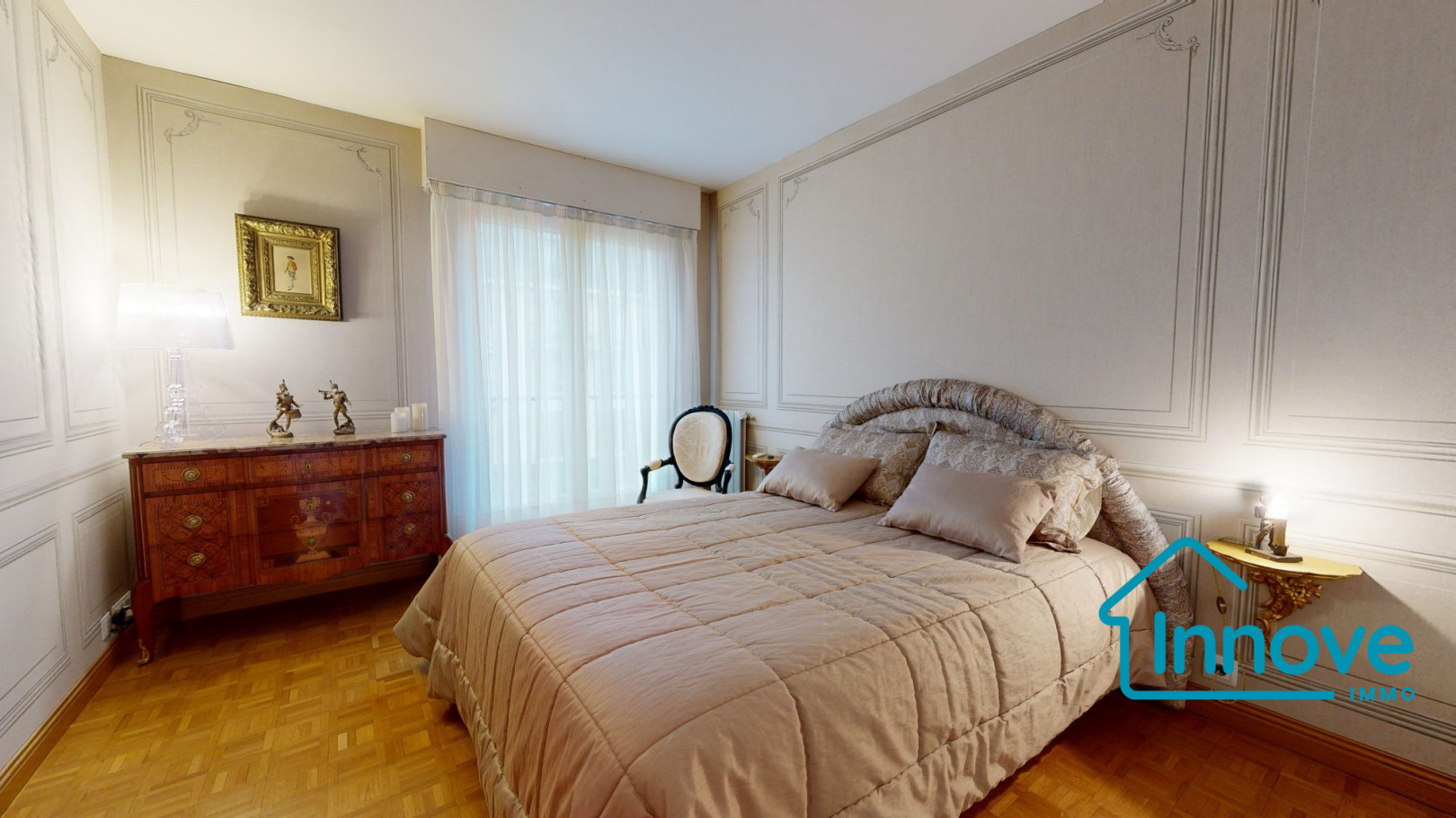 
                                                Vente
                                                 Appartement rénové résidence de standing - Versailles Montreu