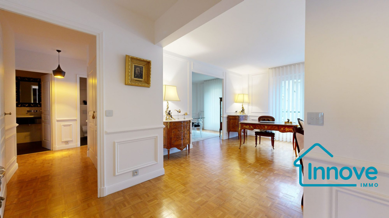 
                                                Vente
                                                 Appartement rénové résidence de standing - Versailles Montreu