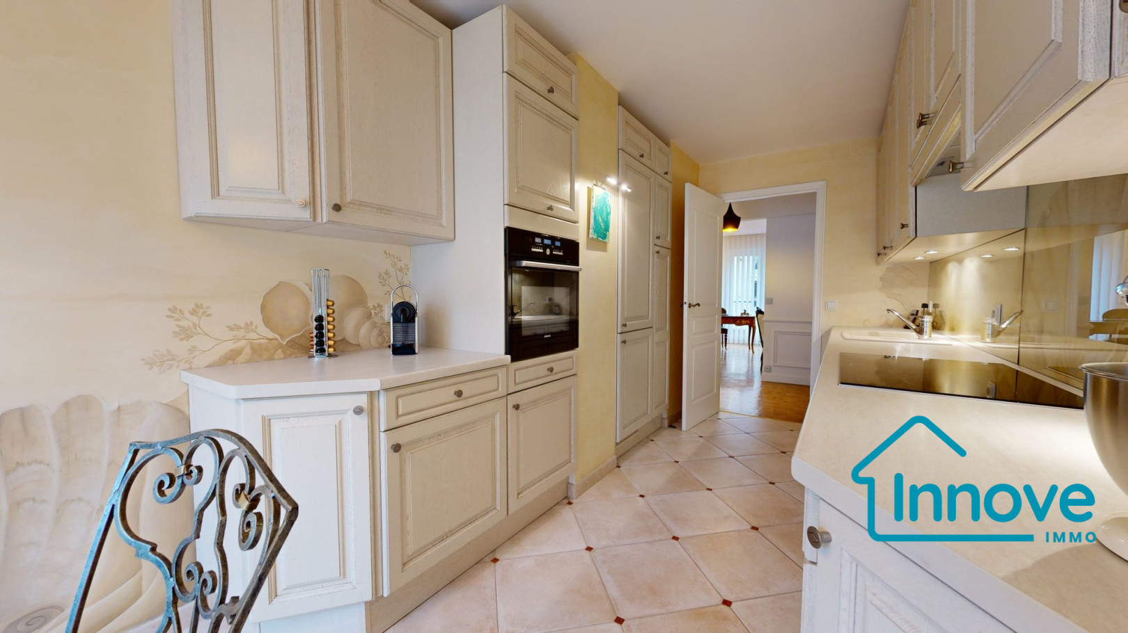 
                                                Vente
                                                 Appartement rénové résidence de standing - Versailles Montreu