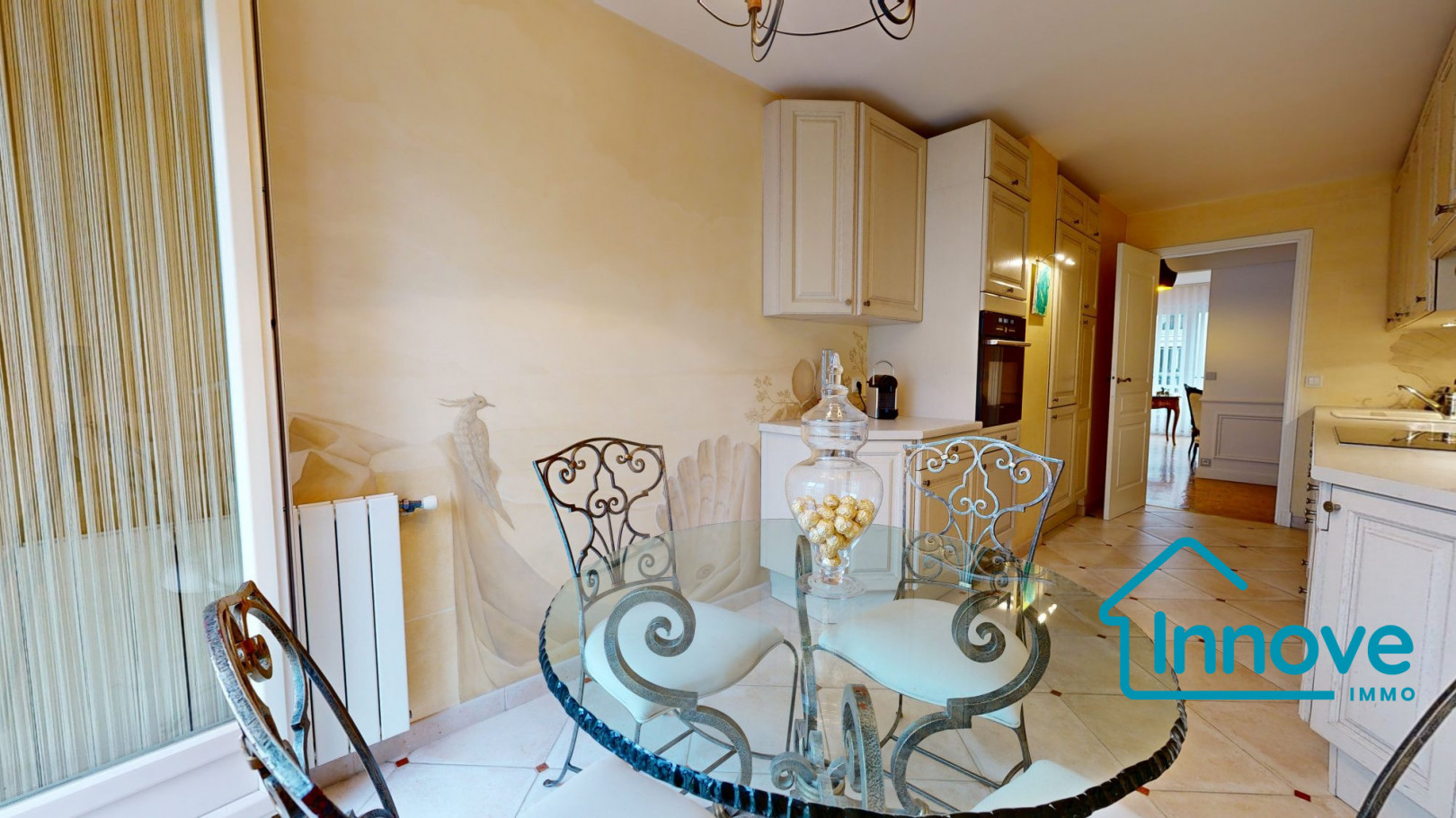 
                                                Vente
                                                 Appartement rénové résidence de standing - Versailles Montreu