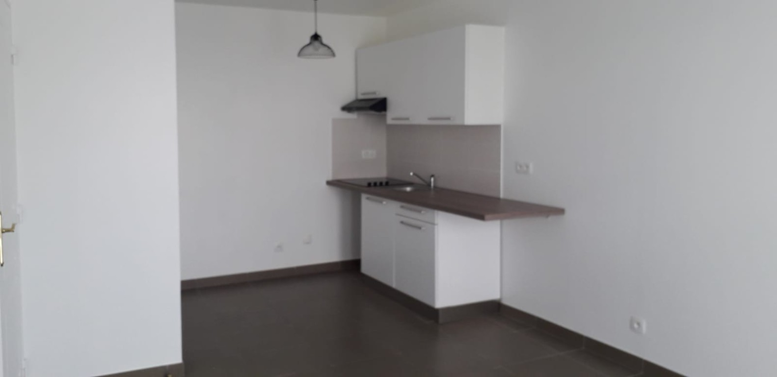 
                                                Vente
                                                 appartement rez de jardin