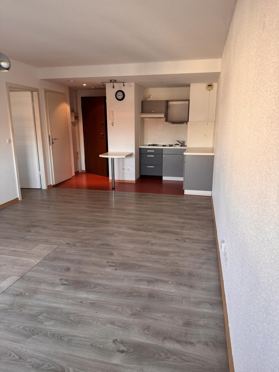 
                                                Location
                                                 Appartement seniors