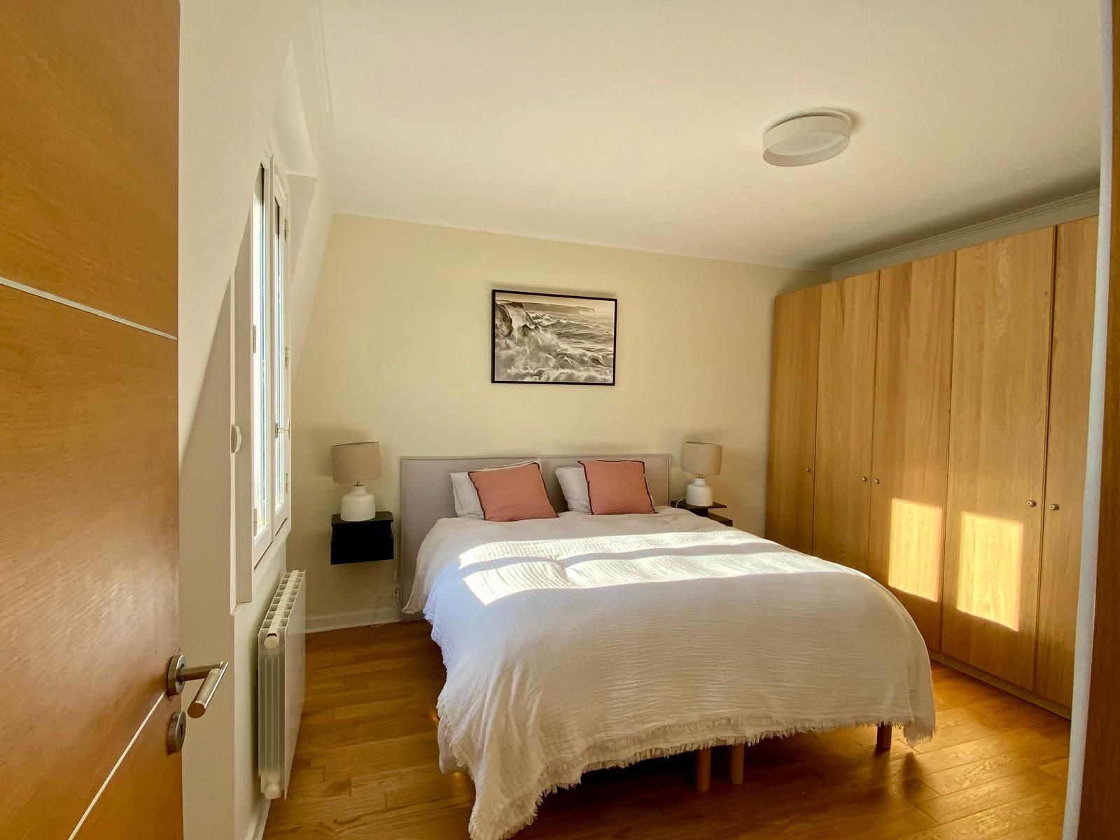 
                                                Location
                                                 Appartement spacieux de 2 Chambres avec équipements modernes dans un emplacement de choix, Neuilly sur Seine (loyer tout inclus)