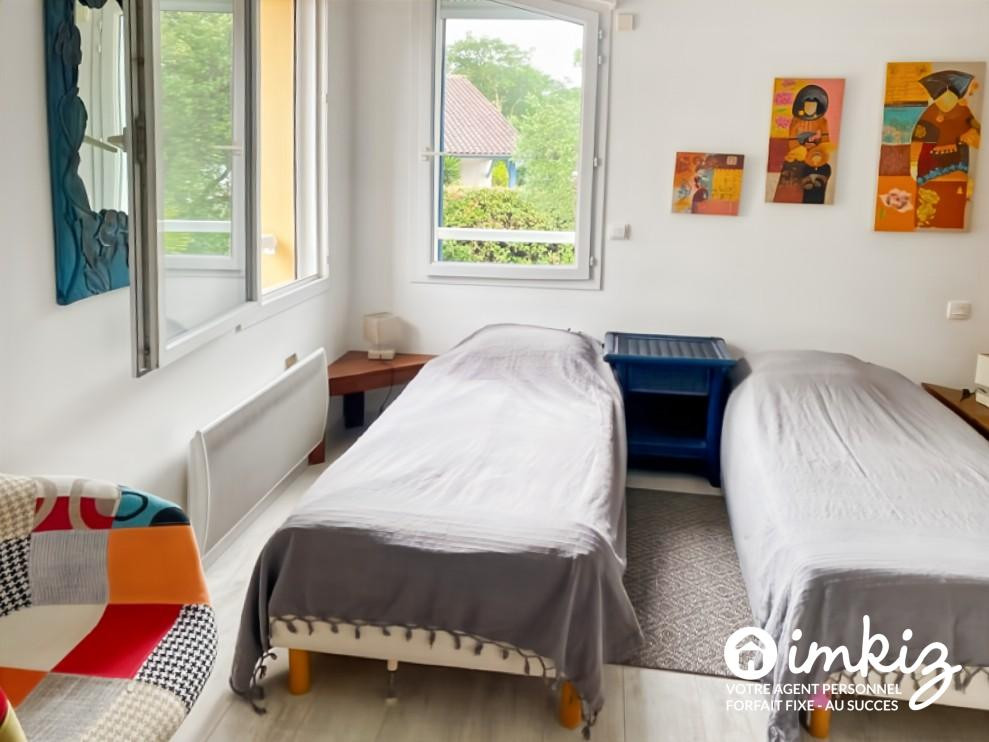 
                                                Vente
                                                 Appartement standing 300 m de l’ocean