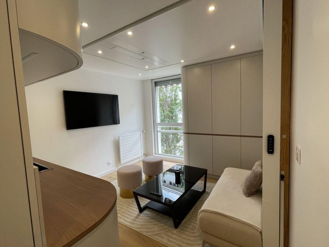
                                                Location
                                                 Appartement – Standing Hotel