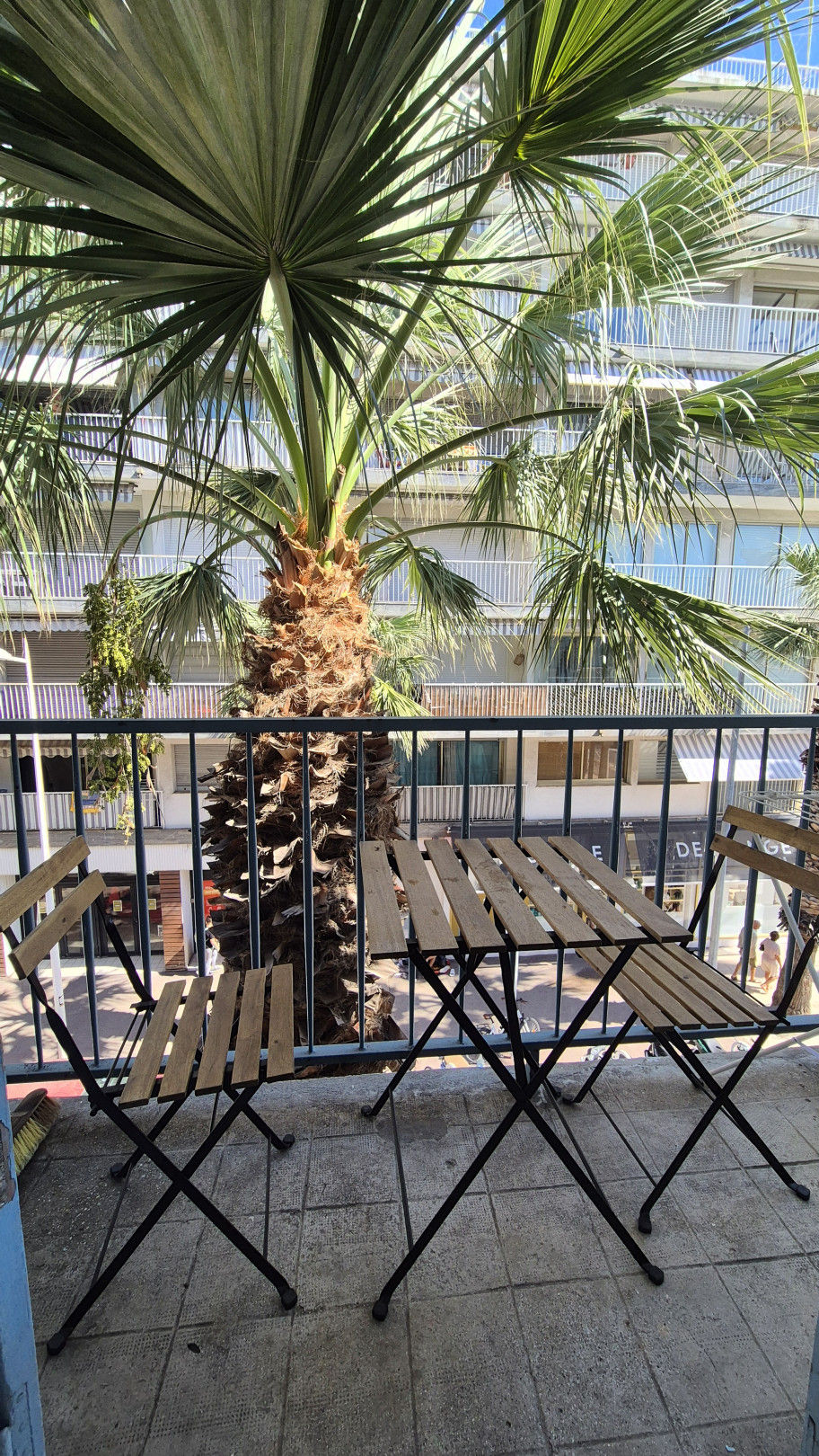 
                                                Location
                                                 Appartement  - Studio  - 14.39 m²
