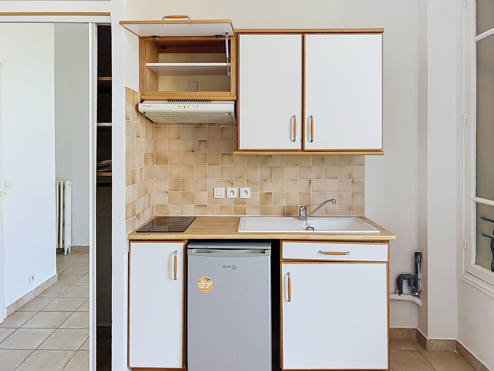 
                                                Location
                                                 Appartement  - Studio  - 16.07 m²