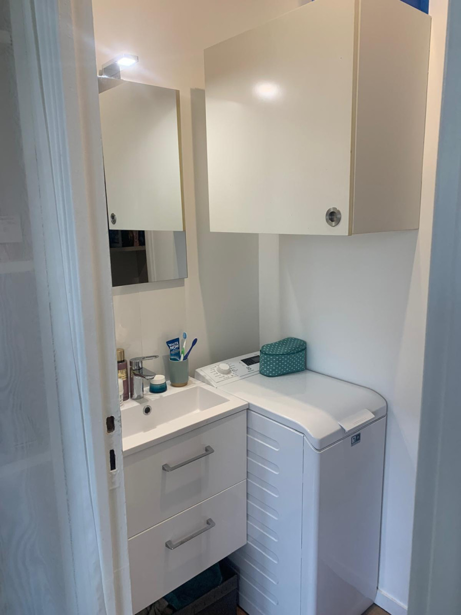 
                                                Vente
                                                 Appartement, Studio - 165 000 € -