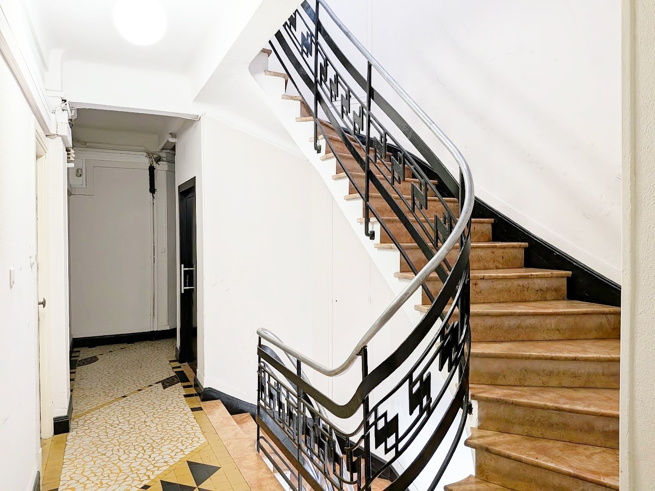 
                                                Vente
                                                 Appartement  - Studio  - 21.05 m²
