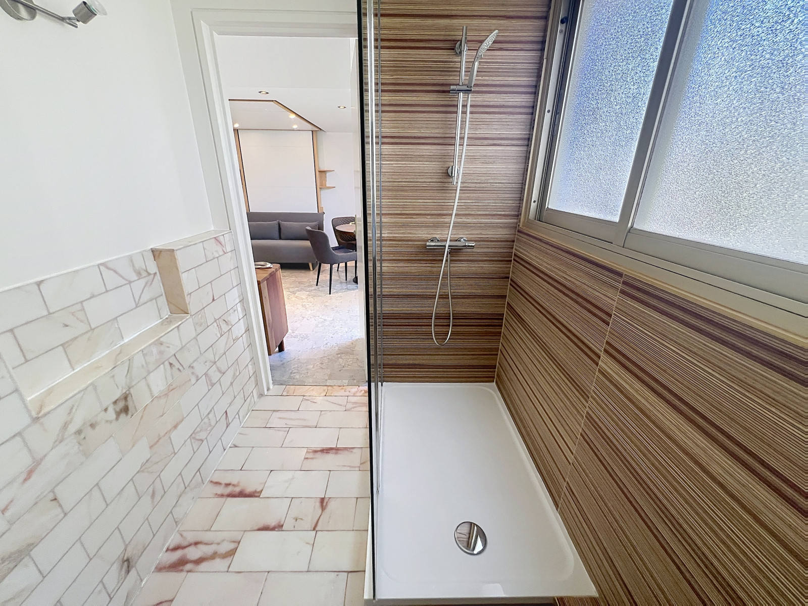 
                                                Location
                                                 Appartement  - Studio  - 26.21 m²