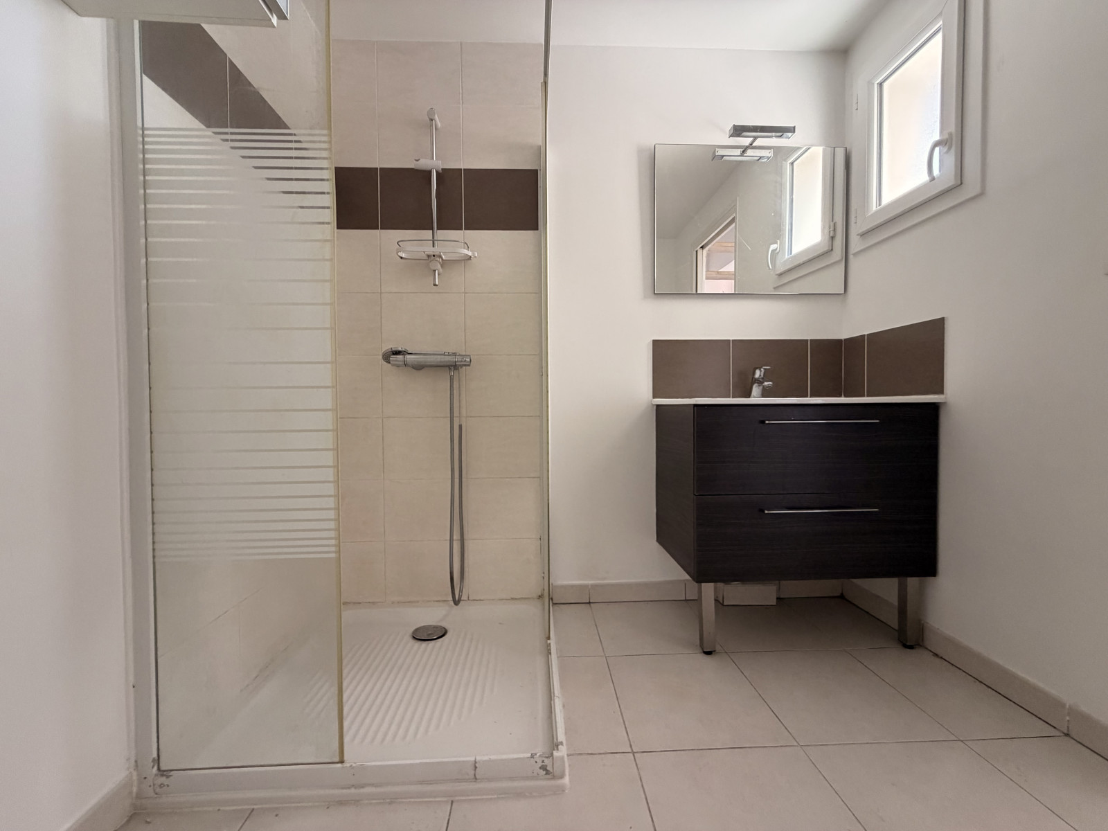 
                                                Vente
                                                 Appartement  - Studio  - 27.0 m²