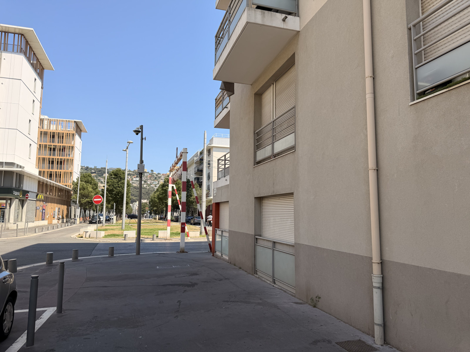 
                                                Vente
                                                 Appartement  - Studio  - 27.0 m²