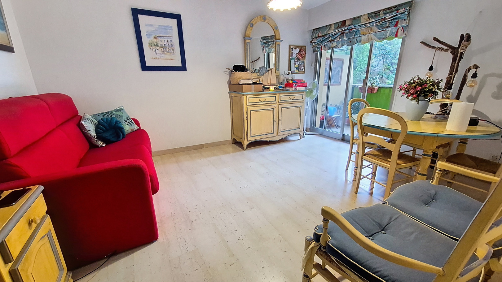
                                                Location
                                                 Appartement  - Studio  - 30.04 m²