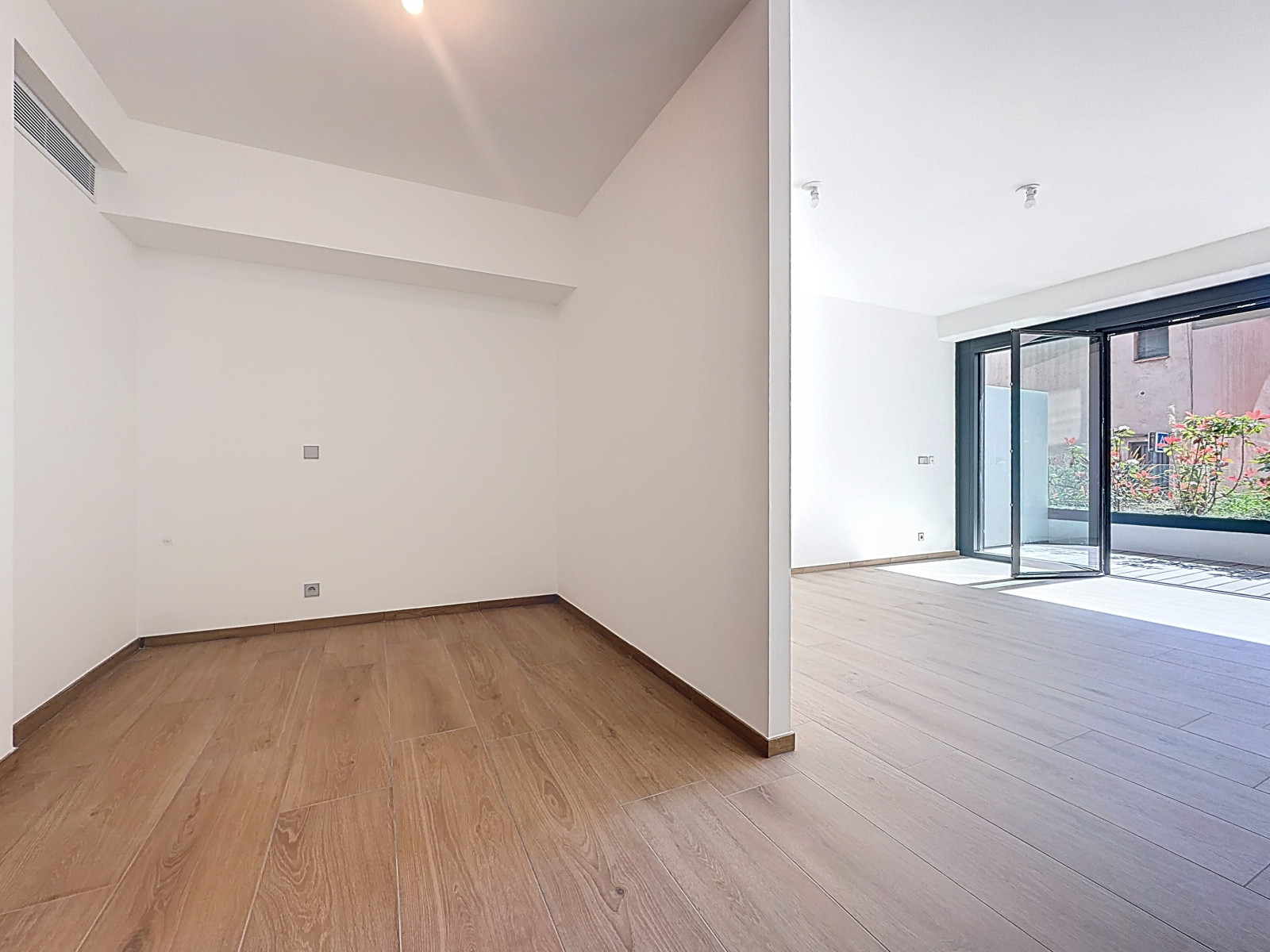 
                                                Vente
                                                 Appartement  - Studio  - 40.05 m²