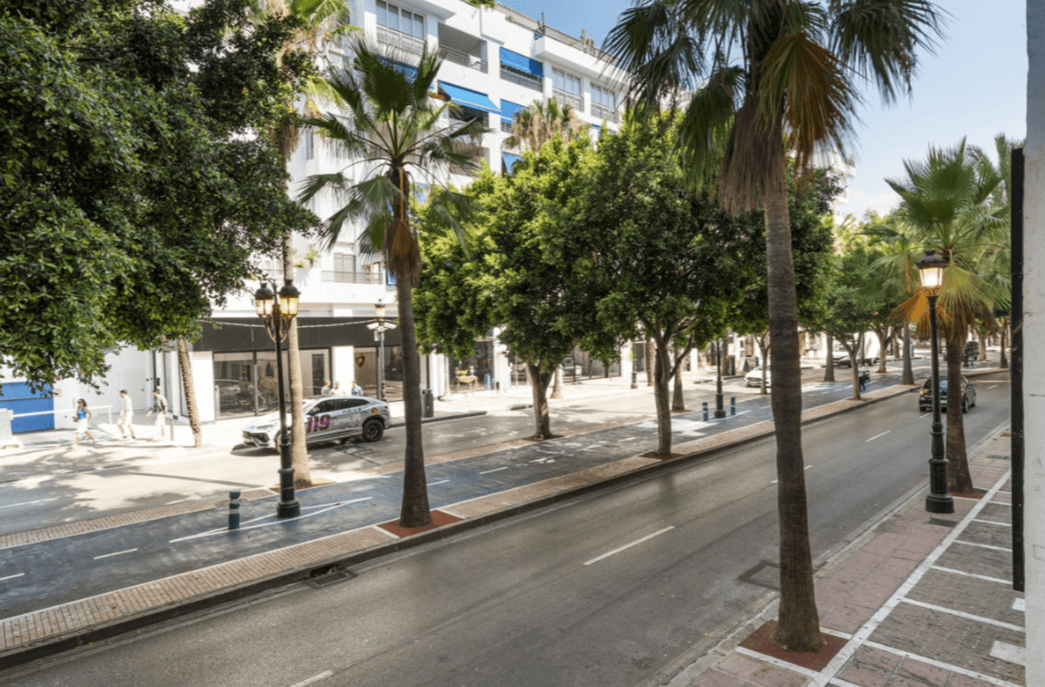 
                                                Vente
                                                 Appartement sur la Marina de Puerto Banus