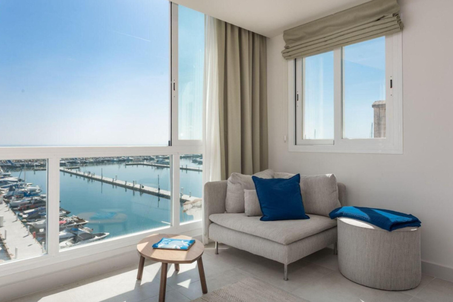 
                                                Vente
                                                 Appartement sur la Marina de Puerto Banus