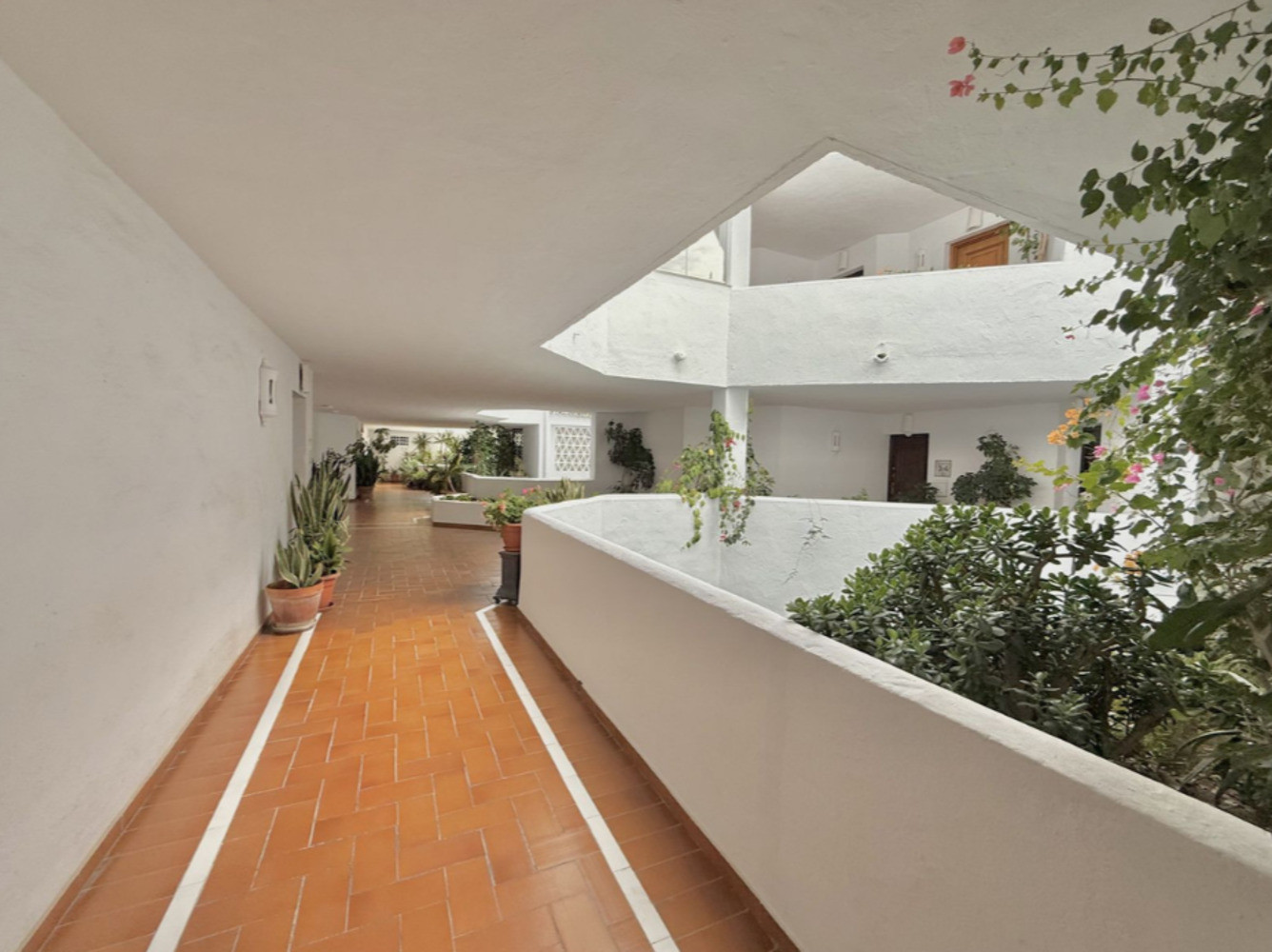 
                                                Vente
                                                 Appartement sur la Marina de Puerto Banus