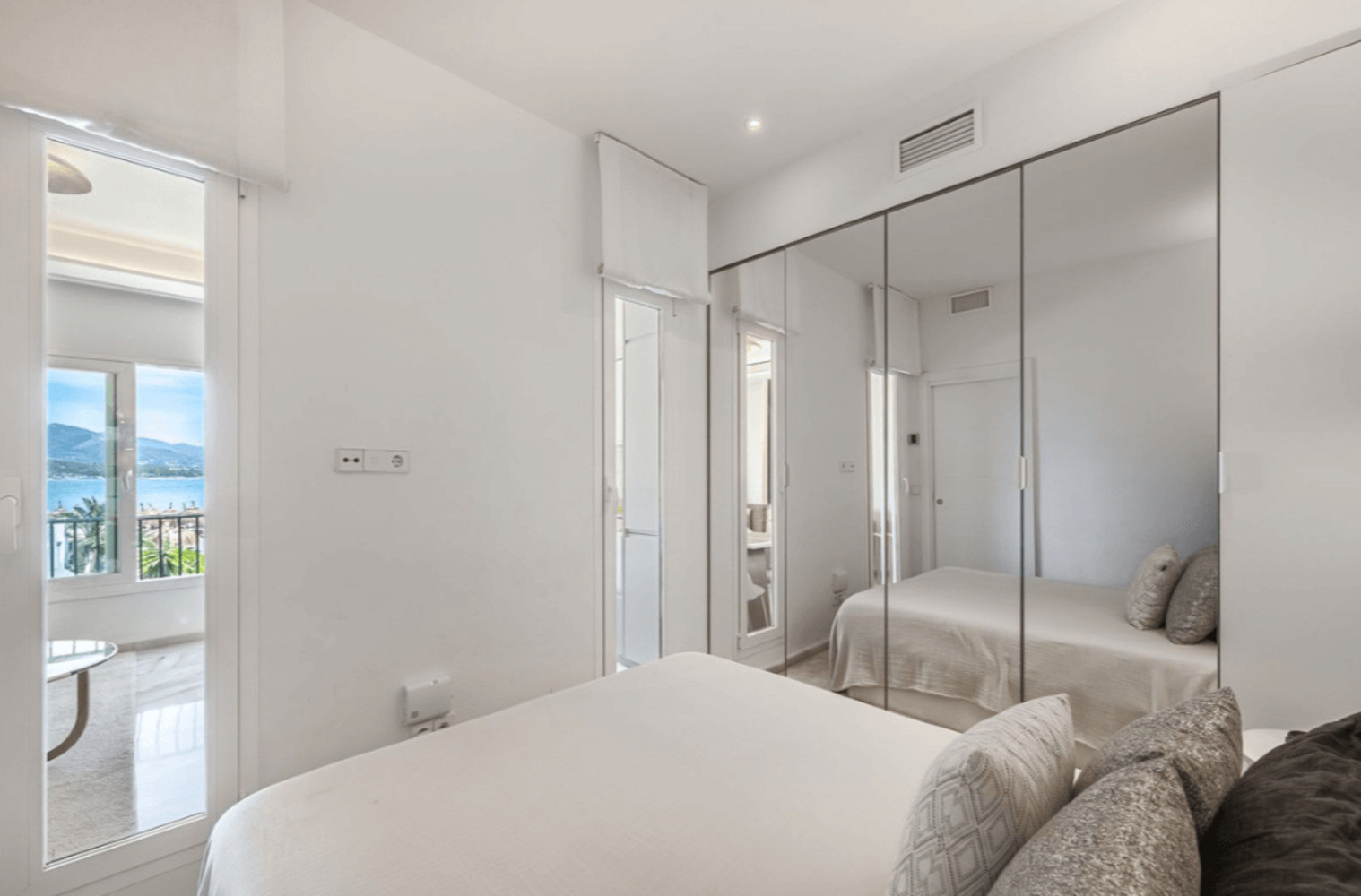 
                                                Vente
                                                 Appartement sur Puerto Banus