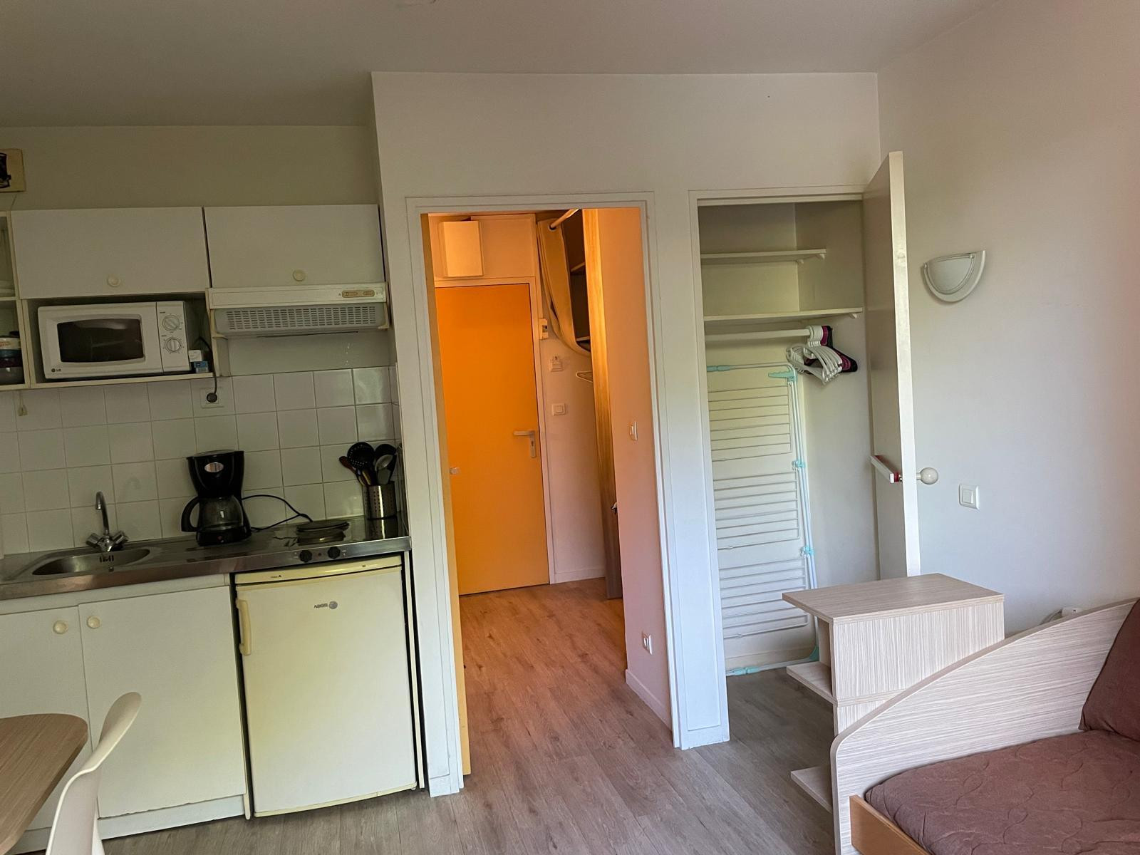 
                                                Location
                                                 Appartement T 1 Meublé