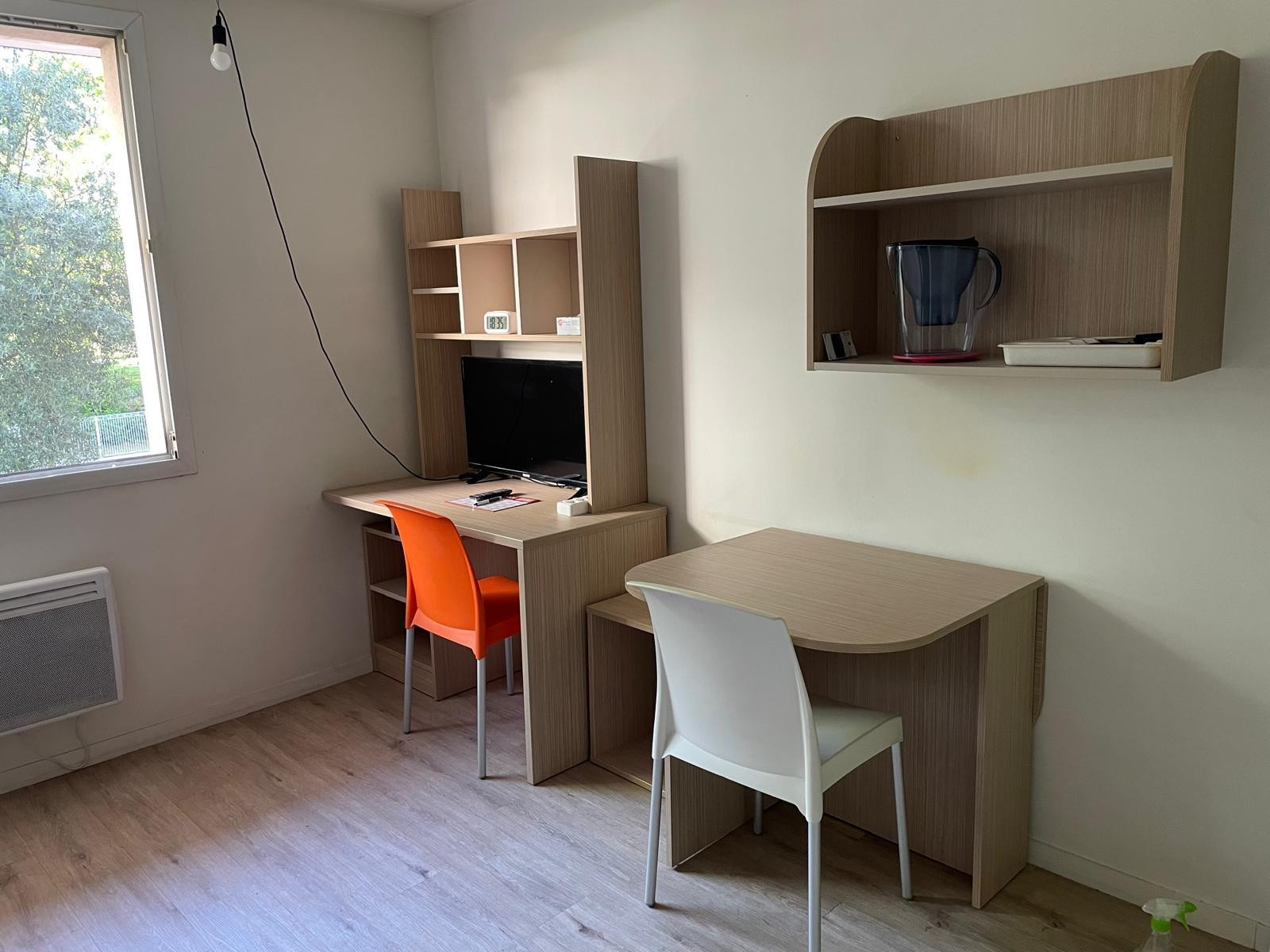 
                                                Location
                                                 Appartement T 1 Meublé
