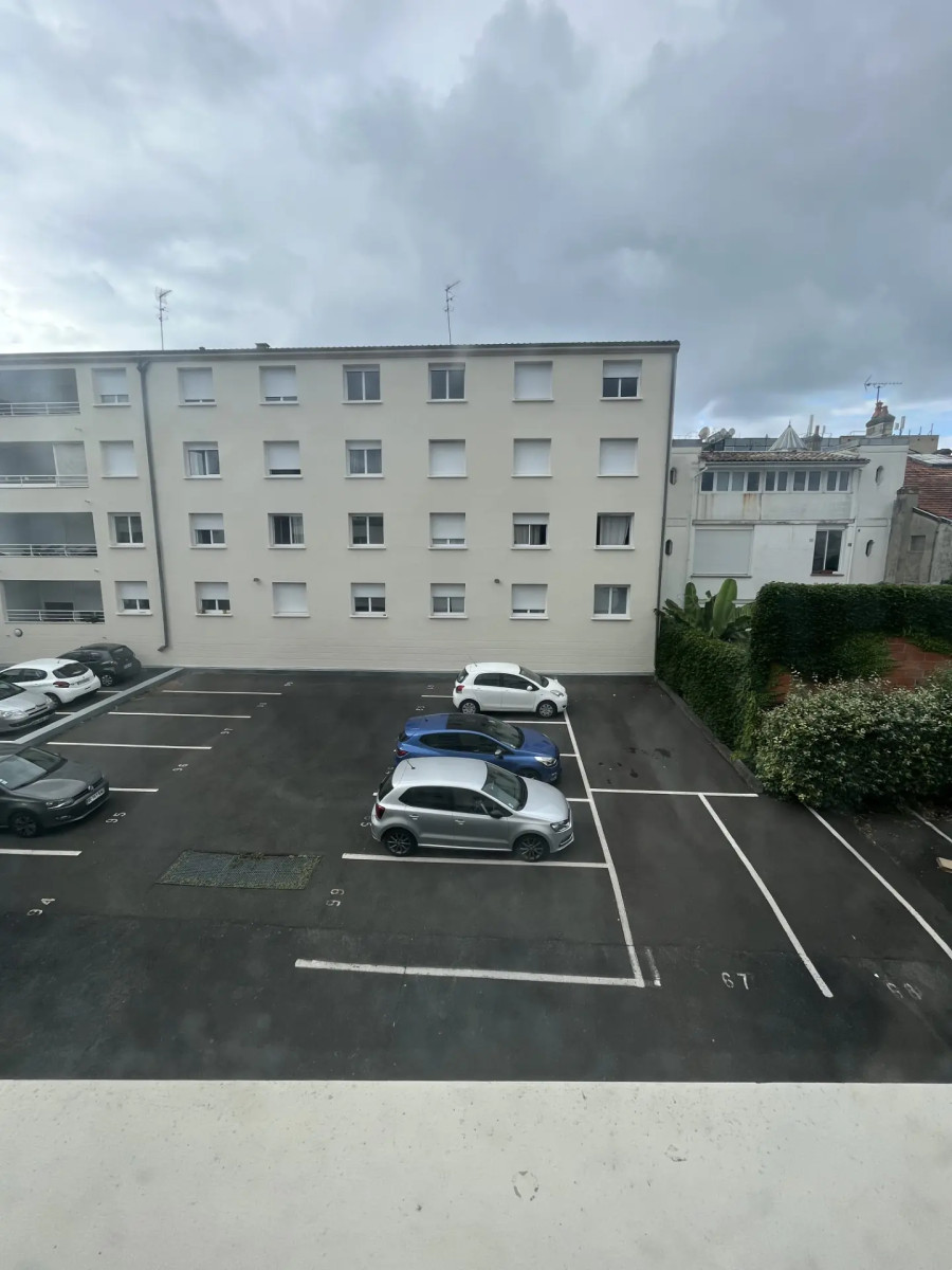 
                                                Location
                                                 Appartement T1 19m² à Bordeaux
