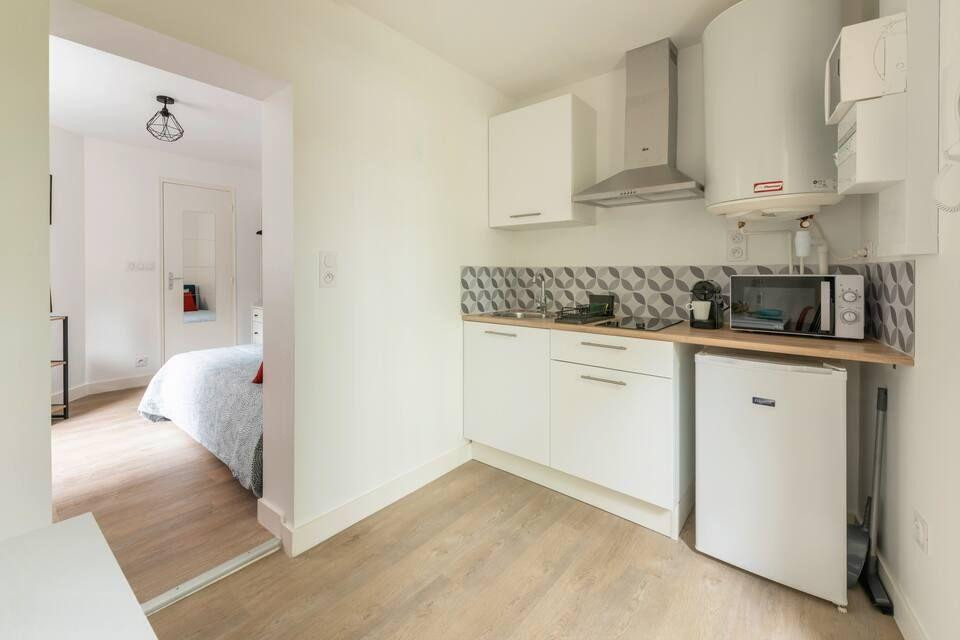 
                                                Location
                                                 Appartement T1, 20m², cuisine équipée séparée