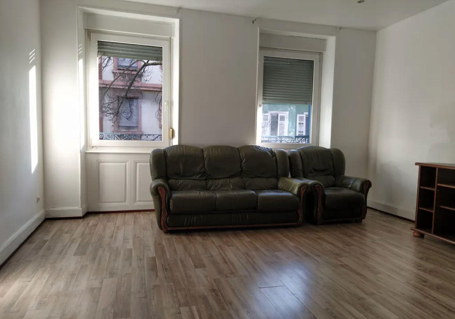 
                                                Location
                                                 Appartement T1 35m²