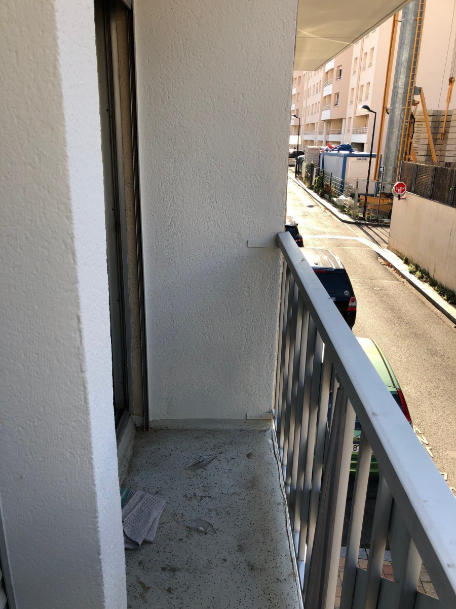 
                                                Vente
                                                 Appartement T1 à Bordeaux