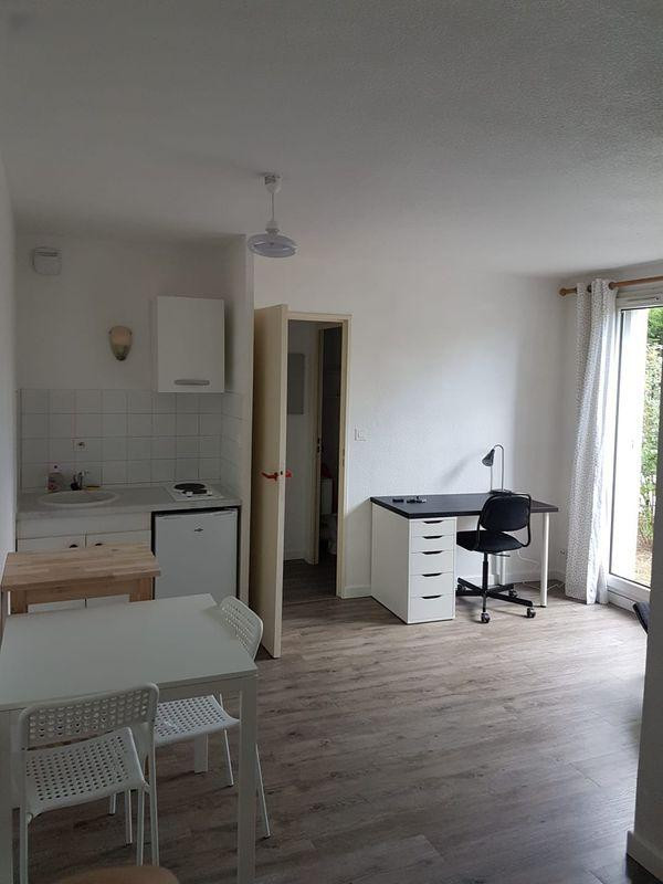 
                                                Location
                                                 Appartement T1 à louer