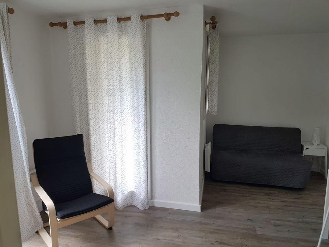 
                                                Location
                                                 Appartement T1 à louer