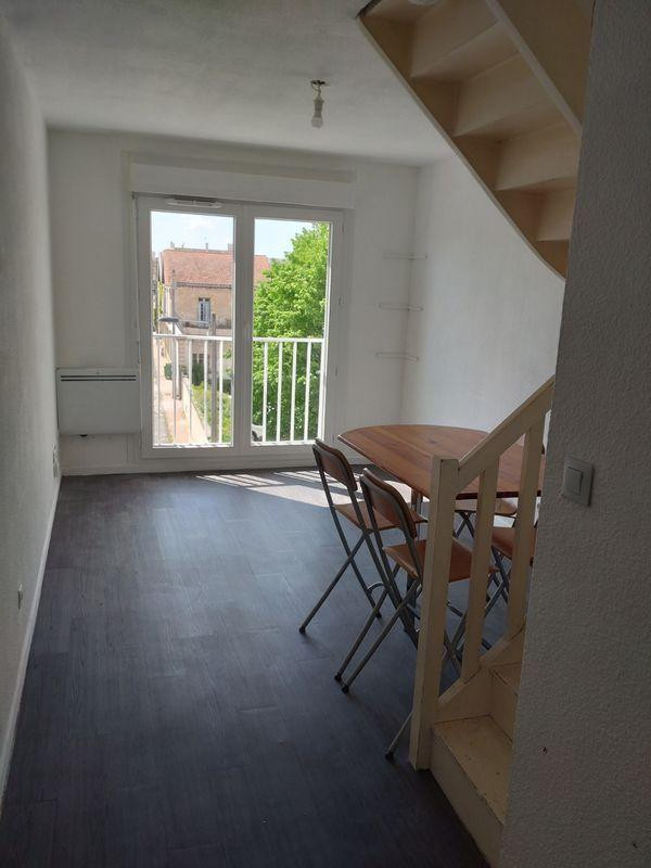 
                                                Location
                                                 Appartement T1 bis 31 M2
