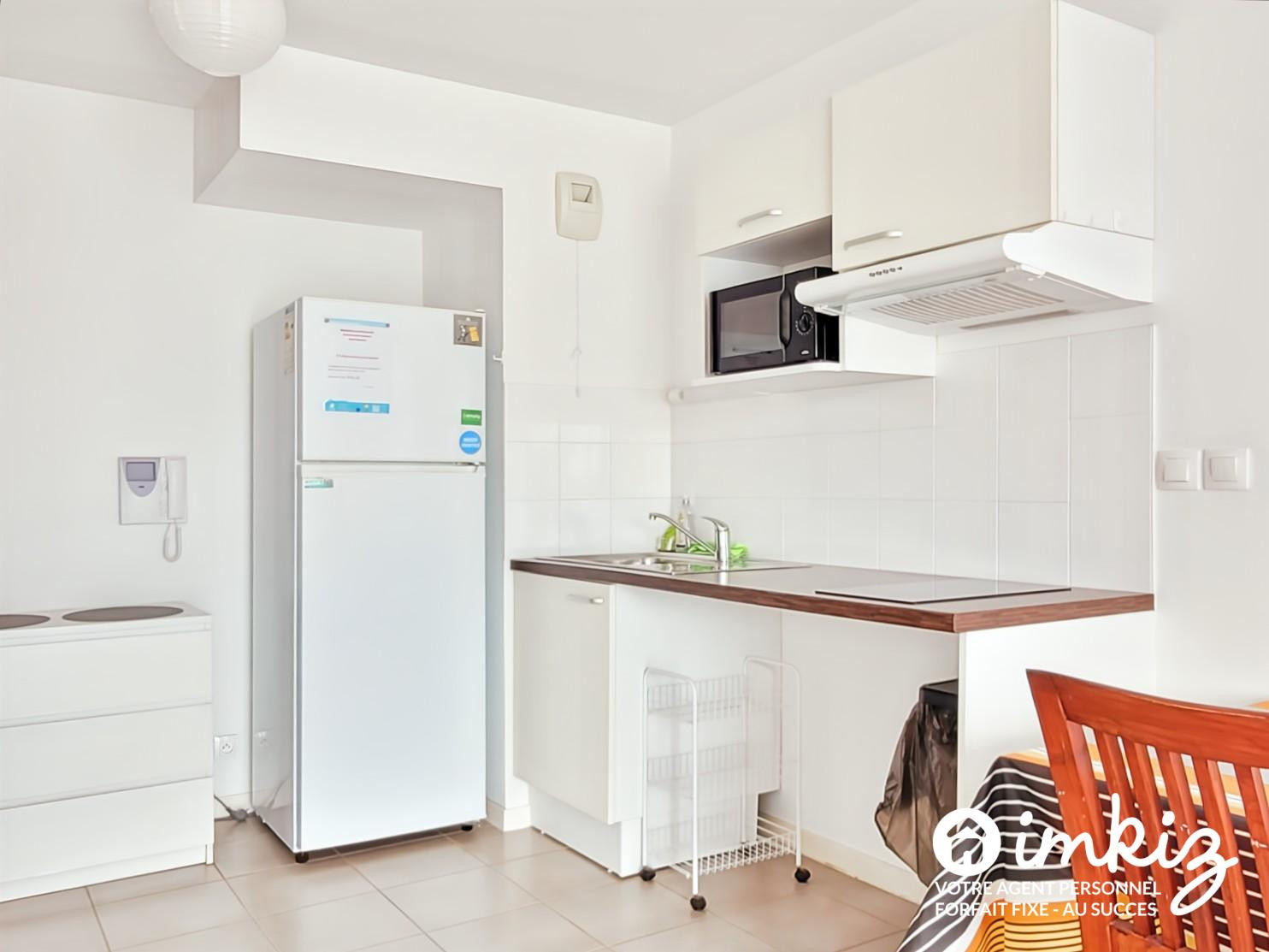
                                                Vente
                                                 Appartement T1 bis dernier étage