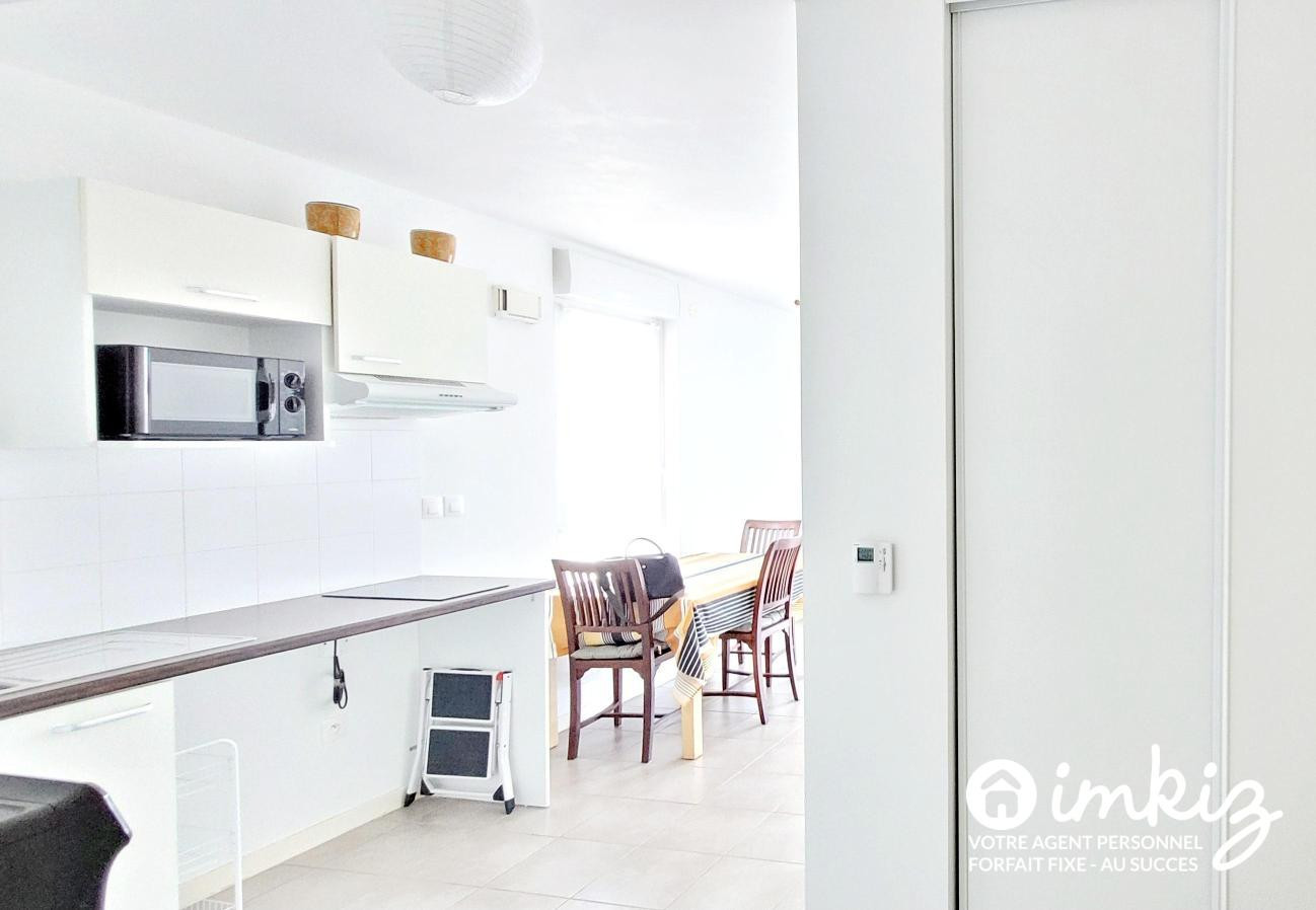 
                                                Vente
                                                 Appartement T1 bis dernier étage