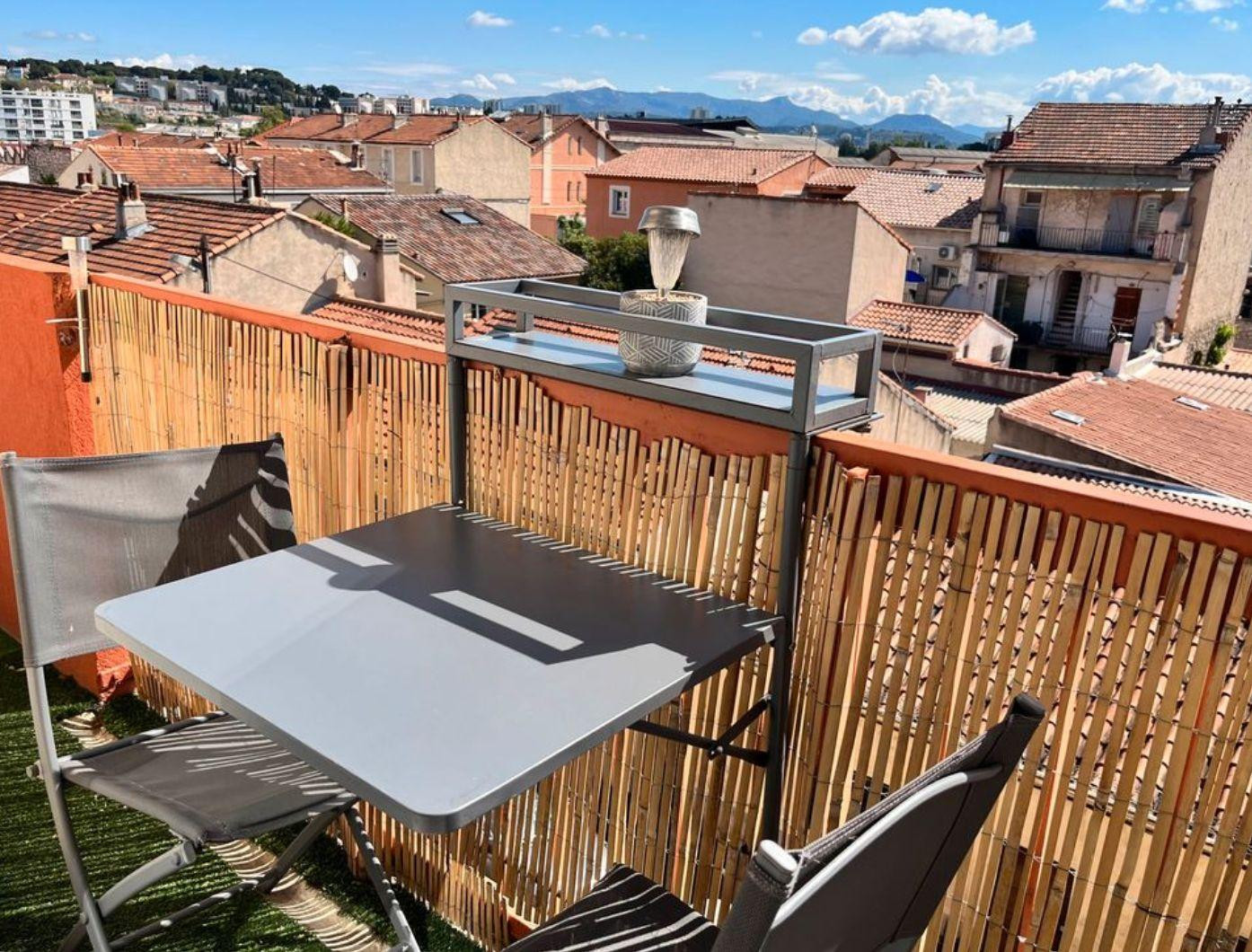 
                                                Location
                                                 Appartement T1 Capelette proche Timone