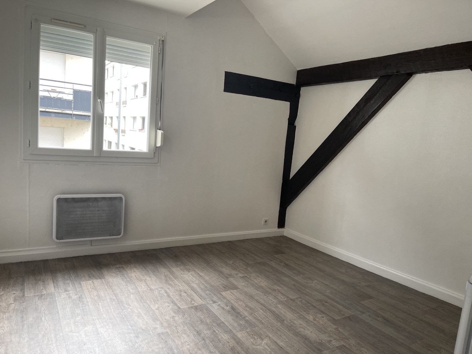 
                                                Vente
                                                 Appartement T1 Libre à La Riche