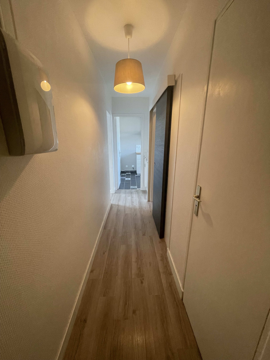 
                                                Vente
                                                 Appartement T1 Libre à Tours