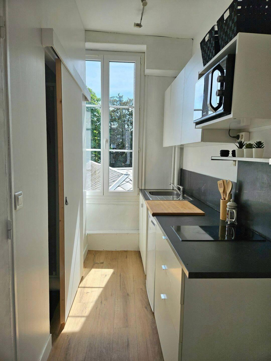 
                                                Location
                                                 Appartement T1 meublé - 21.6m2