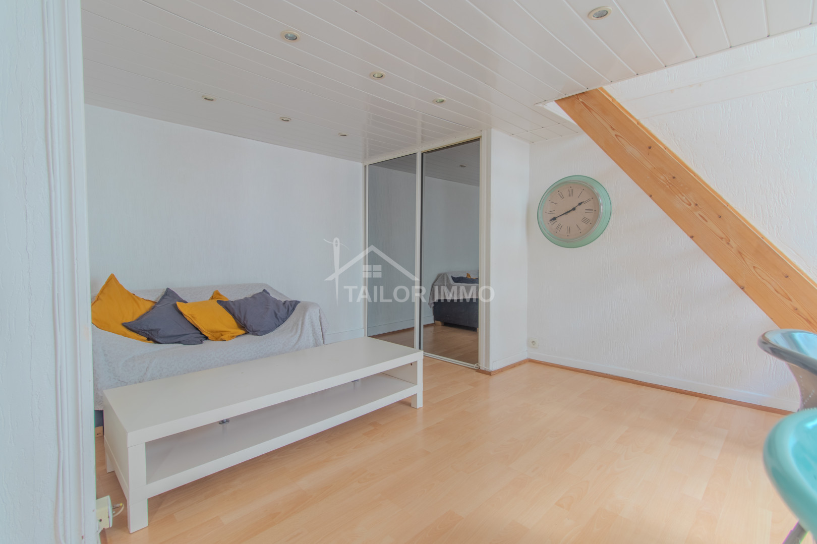 
                                                Location
                                                 Appartement T1 Meublé