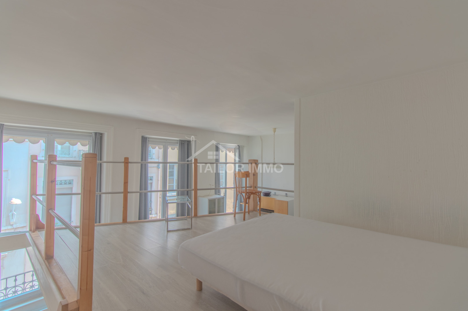 
                                                Location
                                                 Appartement T1 Meublé